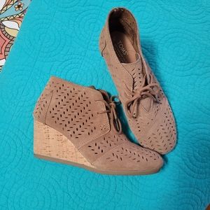 Tom's Wedge